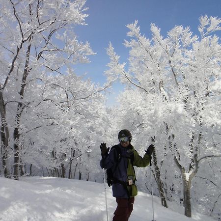 Fujiyoshi Hotel Nozawaonsen Buitenkant foto